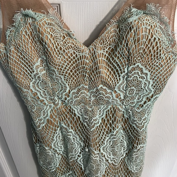 Lulus mint lace/sheer dress - Picture 3 of 6